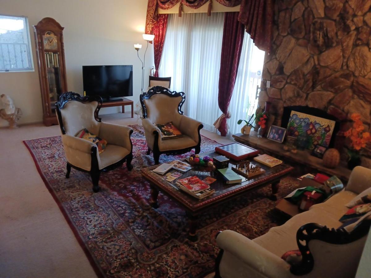 Bed And Breakfast In Hollywood Hills Los Angeles Eksteriør bilde