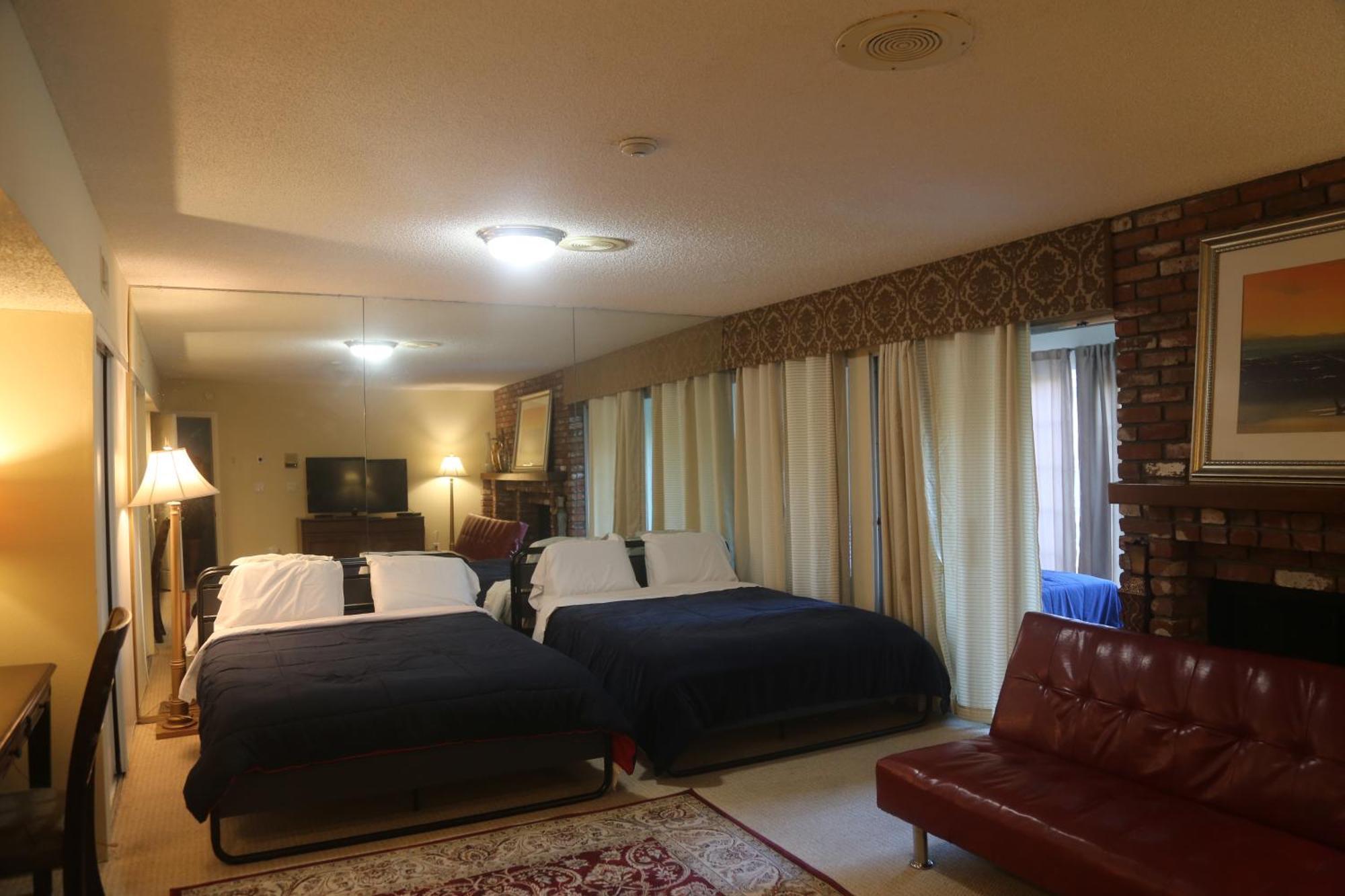 Bed And Breakfast In Hollywood Hills Los Angeles Eksteriør bilde